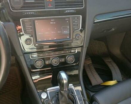 Белый Фольксваген Гольф, объемом двигателя 1.8 л и пробегом 133 тыс. км за 14800 $, фото 29 на Automoto.ua