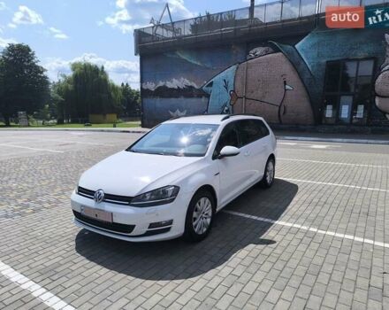 Белый Фольксваген Гольф, объемом двигателя 1.6 л и пробегом 279 тыс. км за 10500 $, фото 2 на Automoto.ua