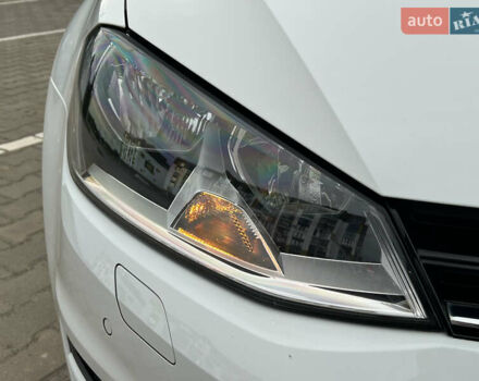 Білий Фольксваген Гольф, об'ємом двигуна 2 л та пробігом 207 тис. км за 13500 $, фото 12 на Automoto.ua