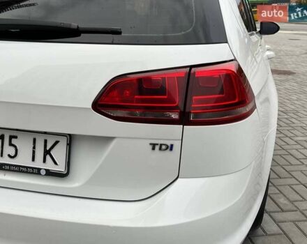 Фольксваген Гольф 2015 в Днепре (Днепропетровске) на Automoto.ua Белый Фольксваген Гольф, объемом двигателя 1.97 л и пробегом 197 тыс. км за 12900 $, фото 5 на Automoto.ua
