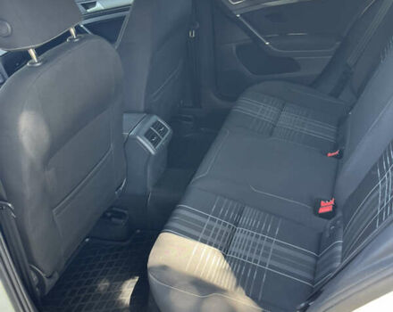 Білий Фольксваген Гольф, об'ємом двигуна 1.6 л та пробігом 290 тис. км за 10500 $, фото 17 на Automoto.ua