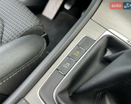 Білий Фольксваген Гольф, об'ємом двигуна 2 л та пробігом 207 тис. км за 13500 $, фото 29 на Automoto.ua