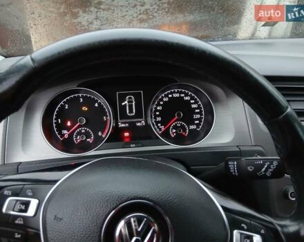 Белый Фольксваген Гольф, объемом двигателя 1.6 л и пробегом 208 тыс. км за 10000 $, фото 7 на Automoto.ua