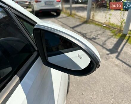 Білий Фольксваген Гольф, об'ємом двигуна 1.6 л та пробігом 262 тис. км за 10480 $, фото 17 на Automoto.ua