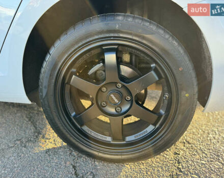 Белый Фольксваген Гольф, объемом двигателя 1.97 л и пробегом 177 тыс. км за 11800 $, фото 30 на Automoto.ua