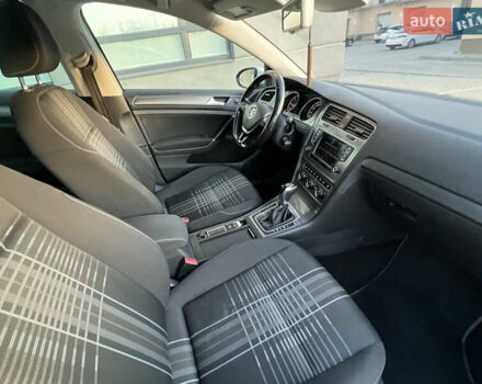 Белый Фольксваген Гольф, объемом двигателя 1.6 л и пробегом 241 тыс. км за 11600 $, фото 63 на Automoto.ua