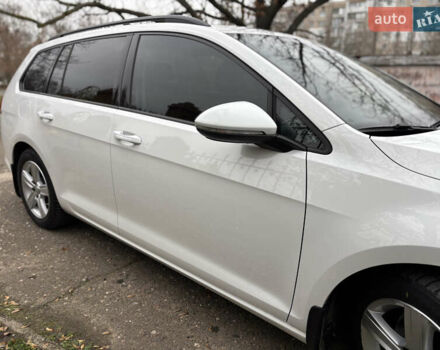 Білий Фольксваген Гольф, об'ємом двигуна 1.6 л та пробігом 220 тис. км за 11000 $, фото 22 на Automoto.ua