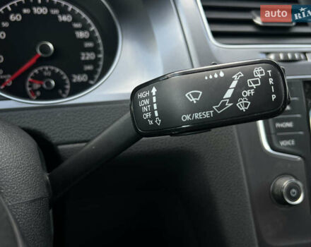 Білий Фольксваген Гольф, об'ємом двигуна 1.6 л та пробігом 195 тис. км за 11799 $, фото 24 на Automoto.ua