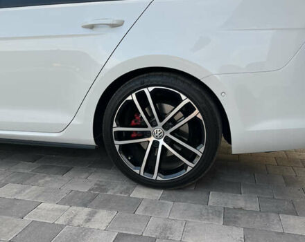 Белый Фольксваген Гольф, объемом двигателя 1.97 л и пробегом 245 тыс. км за 16490 $, фото 11 на Automoto.ua