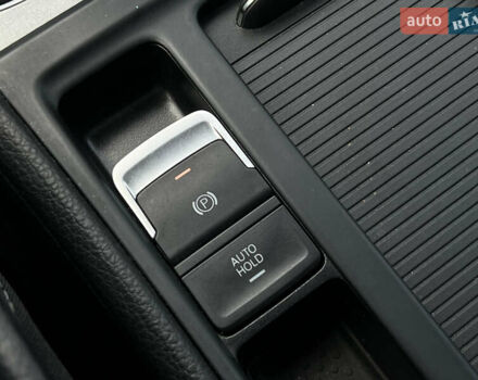 Білий Фольксваген Гольф, об'ємом двигуна 1.6 л та пробігом 195 тис. км за 11799 $, фото 22 на Automoto.ua