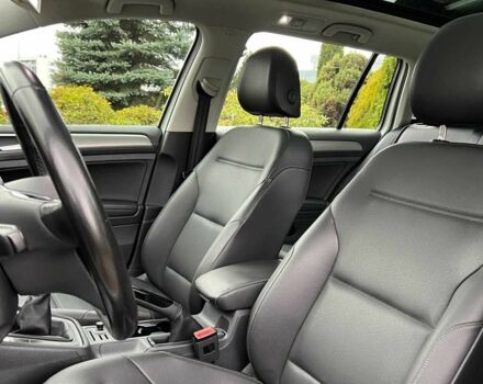 Белый Фольксваген Гольф, объемом двигателя 2 л и пробегом 53 тыс. км за 16700 $, фото 8 на Automoto.ua