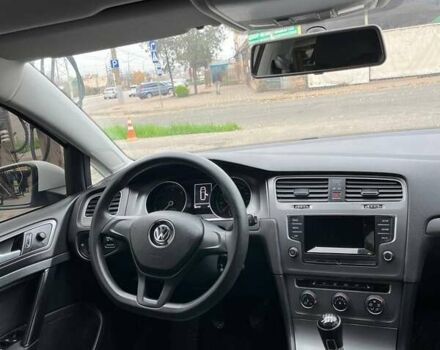Белый Фольксваген Гольф, объемом двигателя 1.6 л и пробегом 263 тыс. км за 9900 $, фото 9 на Automoto.ua