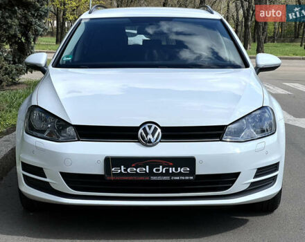 Білий Фольксваген Гольф, об'ємом двигуна 1.6 л та пробігом 195 тис. км за 11799 $, фото 1 на Automoto.ua