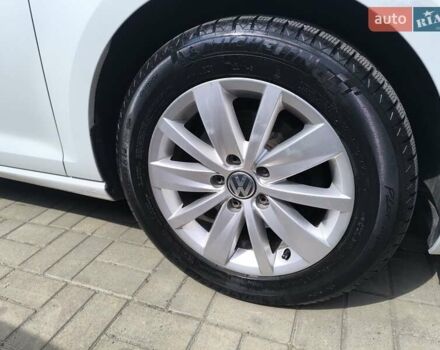 Белый Фольксваген Гольф, объемом двигателя 1.6 л и пробегом 279 тыс. км за 10500 $, фото 16 на Automoto.ua