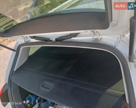 Белый Фольксваген Гольф, объемом двигателя 1.8 л и пробегом 133 тыс. км за 14800 $, фото 14 на Automoto.ua