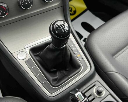 Белый Фольксваген Гольф, объемом двигателя 2 л и пробегом 53 тыс. км за 16700 $, фото 16 на Automoto.ua