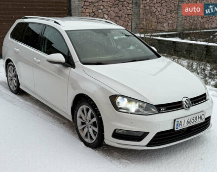 Білий Фольксваген Гольф, об'ємом двигуна 1.6 л та пробігом 322 тис. км за 11800 $, фото 5 на Automoto.ua