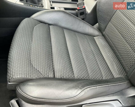 Білий Фольксваген Гольф, об'ємом двигуна 2 л та пробігом 207 тис. км за 13500 $, фото 37 на Automoto.ua