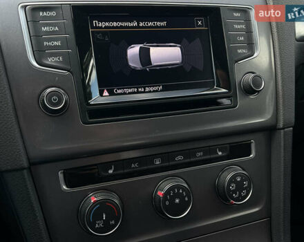 Білий Фольксваген Гольф, об'ємом двигуна 1.6 л та пробігом 195 тис. км за 11799 $, фото 23 на Automoto.ua