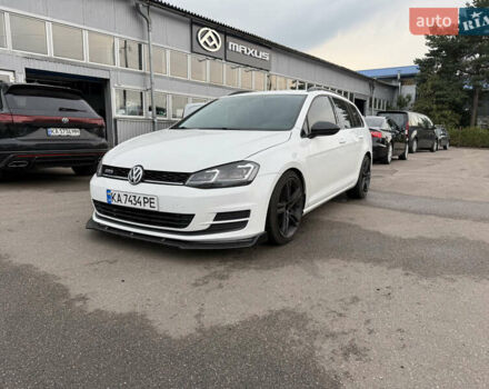 Белый Фольксваген Гольф, объемом двигателя 2 л и пробегом 171 тыс. км за 12500 $, фото 1 на Automoto.ua