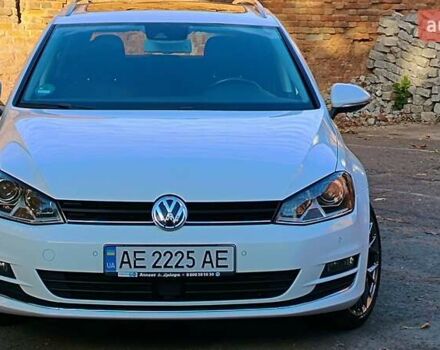 Фольксваген Гольф 2015 у Дніпро (Дніпропетровську) на Automoto.ua Білий Фольксваген Гольф, об'ємом двигуна 1.97 л та пробігом 176 тис. км за 15000 $, фото 2 на Automoto.ua