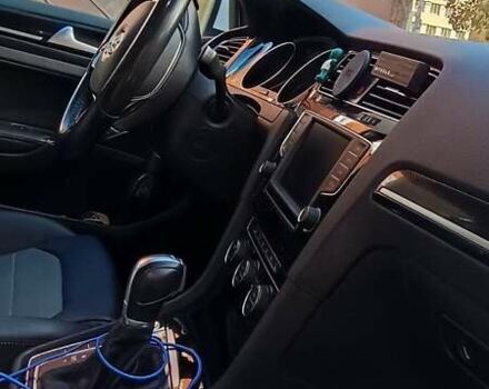 Фольксваген Гольф 2015 у Дніпро (Дніпропетровську) на Automoto.ua Білий Фольксваген Гольф, об'ємом двигуна 1.97 л та пробігом 176 тис. км за 15000 $, фото 54 на Automoto.ua