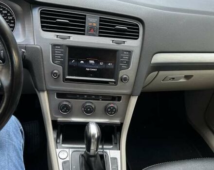 Белый Фольксваген Гольф, объемом двигателя 1.97 л и пробегом 178 тыс. км за 12350 $, фото 10 на Automoto.ua