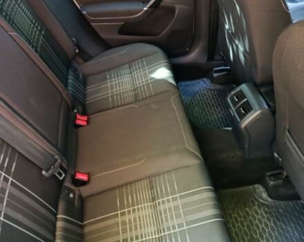 Белый Фольксваген Гольф, объемом двигателя 1.6 л и пробегом 3 тыс. км за 10500 $, фото 7 на Automoto.ua