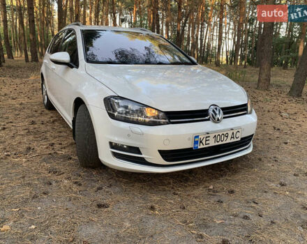 Белый Фольксваген Гольф, объемом двигателя 1.97 л и пробегом 240 тыс. км за 12900 $, фото 1 на Automoto.ua