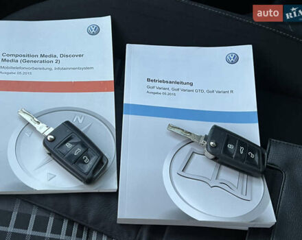 Белый Фольксваген Гольф, объемом двигателя 1.6 л и пробегом 241 тыс. км за 11600 $, фото 81 на Automoto.ua