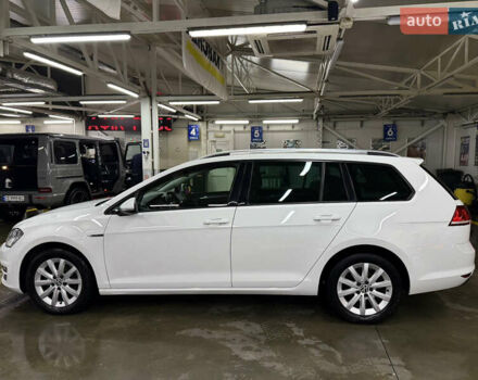 Белый Фольксваген Гольф, объемом двигателя 1.6 л и пробегом 285 тыс. км за 10800 $, фото 25 на Automoto.ua