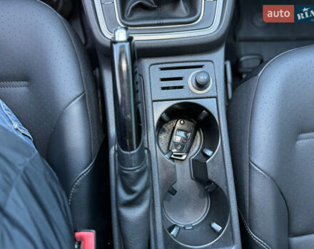 Белый Фольксваген Гольф, объемом двигателя 1.97 л и пробегом 177 тыс. км за 11800 $, фото 61 на Automoto.ua