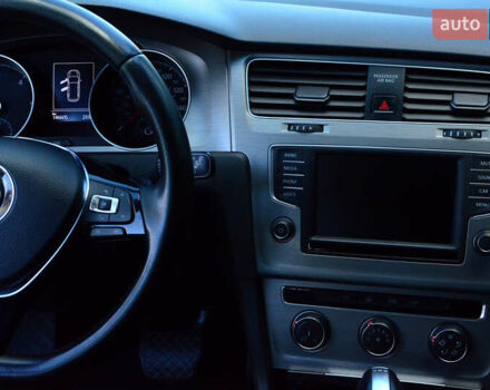 Фольксваген Гольф 2015 у Києві на Automoto.ua Білий Фольксваген Гольф, об'ємом двигуна 1.97 л та пробігом 146 тис. км за 14500 $, фото 20 на Automoto.ua