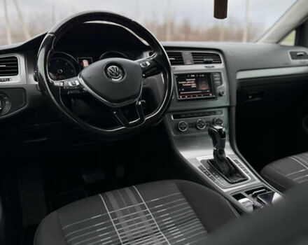 Белый Фольксваген Гольф, объемом двигателя 1.6 л и пробегом 243 тыс. км за 10700 $, фото 28 на Automoto.ua