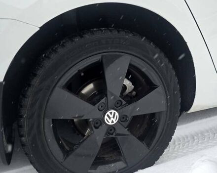 Білий Фольксваген Гольф, об'ємом двигуна 1.97 л та пробігом 140 тис. км за 13333 $, фото 5 на Automoto.ua