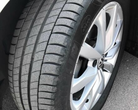 Білий Фольксваген Гольф, об'ємом двигуна 2 л та пробігом 122 тис. км за 14559 $, фото 8 на Automoto.ua