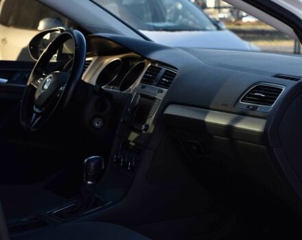 Белый Фольксваген Гольф, объемом двигателя 2 л и пробегом 250 тыс. км за 12450 $, фото 10 на Automoto.ua