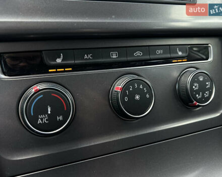 Білий Фольксваген Гольф, об'ємом двигуна 1.6 л та пробігом 195 тис. км за 11799 $, фото 27 на Automoto.ua