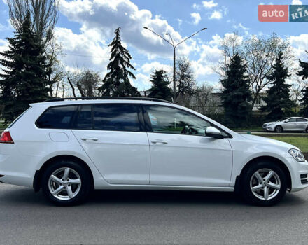 Білий Фольксваген Гольф, об'ємом двигуна 1.6 л та пробігом 195 тис. км за 11799 $, фото 4 на Automoto.ua