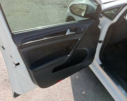 Белый Фольксваген Гольф, объемом двигателя 1.8 л и пробегом 133 тыс. км за 14800 $, фото 22 на Automoto.ua