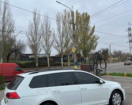 Белый Фольксваген Гольф, объемом двигателя 1.6 л и пробегом 263 тыс. км за 9900 $, фото 7 на Automoto.ua