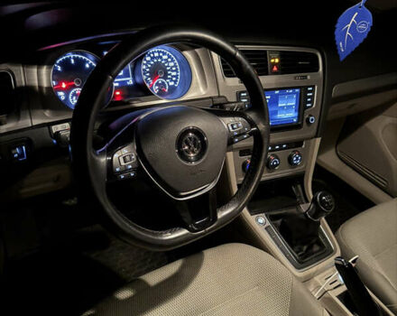 Белый Фольксваген Гольф, объемом двигателя 1.97 л и пробегом 184 тыс. км за 11500 $, фото 12 на Automoto.ua