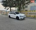 Белый Фольксваген Гольф, объемом двигателя 1.6 л и пробегом 219 тыс. км за 12100 $, фото 1 на Automoto.ua