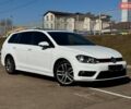 Белый Фольксваген Гольф, объемом двигателя 1.6 л и пробегом 200 тыс. км за 11990 $, фото 1 на Automoto.ua
