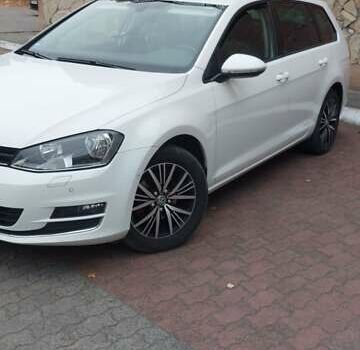 Белый Фольксваген Гольф, объемом двигателя 1.6 л и пробегом 225 тыс. км за 11800 $, фото 5 на Automoto.ua