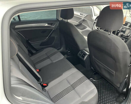 Белый Фольксваген Гольф, объемом двигателя 1.6 л и пробегом 280 тыс. км за 11500 $, фото 37 на Automoto.ua