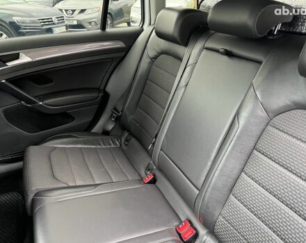 Белый Фольксваген Гольф, объемом двигателя 2 л и пробегом 287 тыс. км за 14590 $, фото 32 на Automoto.ua