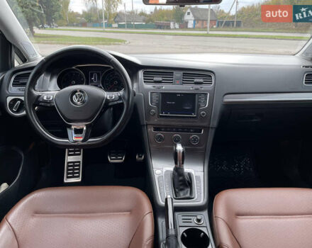 Белый Фольксваген Гольф, объемом двигателя 1.8 л и пробегом 139 тыс. км за 13900 $, фото 37 на Automoto.ua