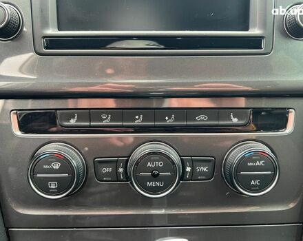 Белый Фольксваген Гольф, объемом двигателя 2 л и пробегом 287 тыс. км за 14590 $, фото 27 на Automoto.ua