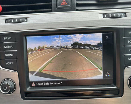 Белый Фольксваген Гольф, объемом двигателя 1.8 л и пробегом 174 тыс. км за 13150 $, фото 2 на Automoto.ua